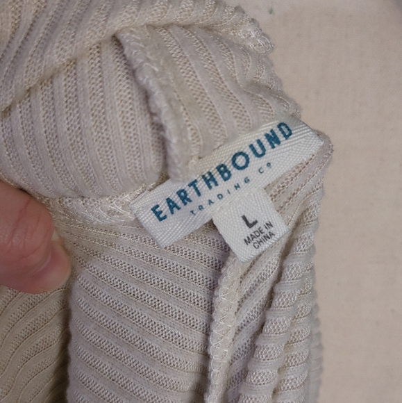 NWOT Cream/Brown Asymmetric Hem Hoodie - Picture 7 of 8